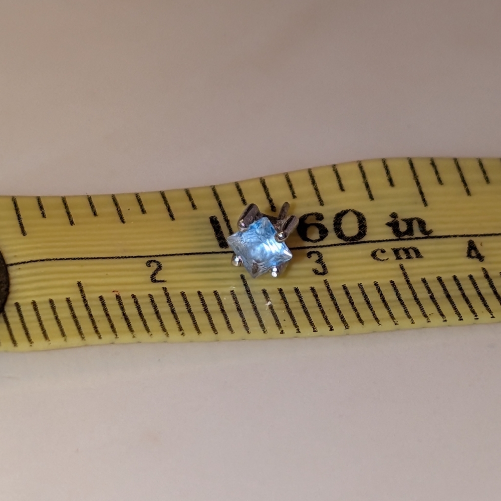 BVLA Princess Prong WG Ice Blue Topaz - Picture 3 of 6